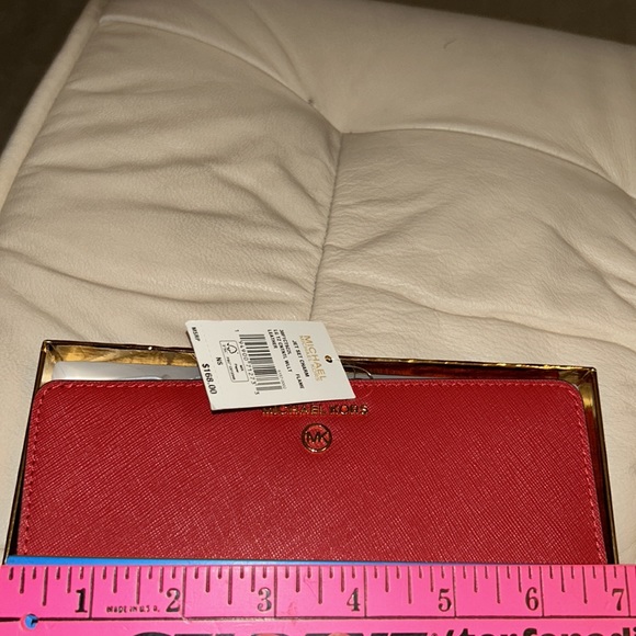 Michael Kors large continental wallet - Picture 8 of 11